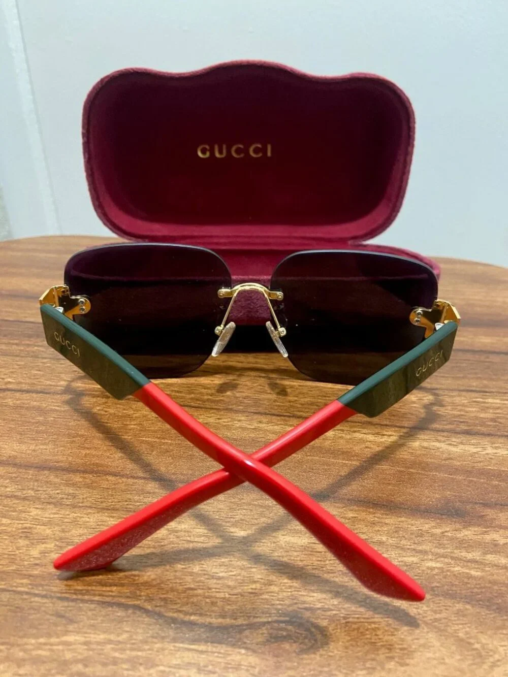 Gucci Green Red Sunglasses(Unisex)